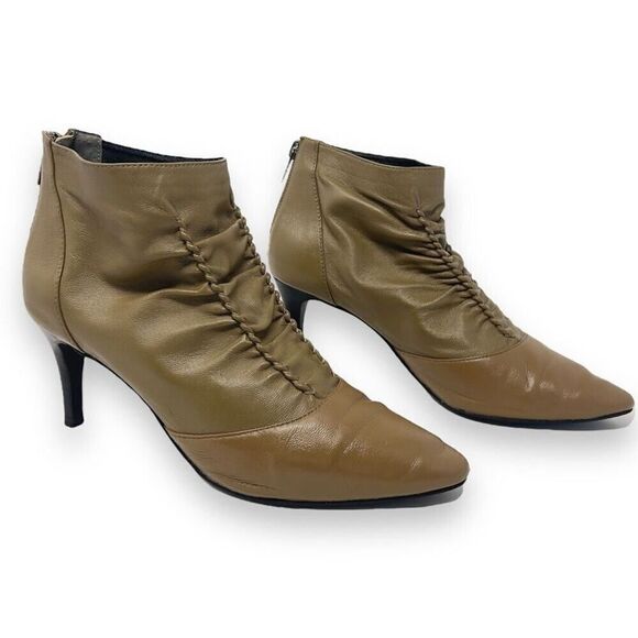 Adrianna Papell Nikki Tan Leather Ruched Back Zip Stiletto Heeled Ankle Boots 7 - Picture 1 of 14